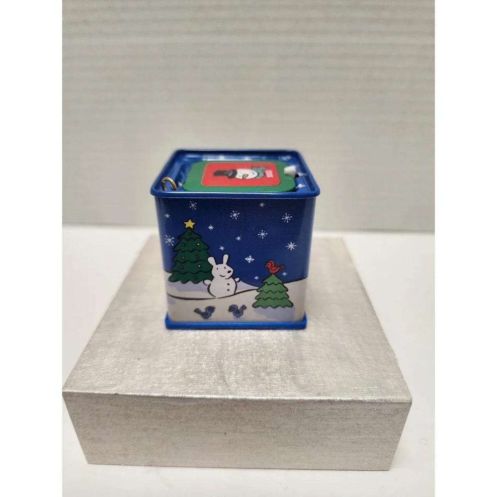 2003 Hallmark Keepsake Christmas Tree Ornament Pop! Goes the Snowman 50th‎ first